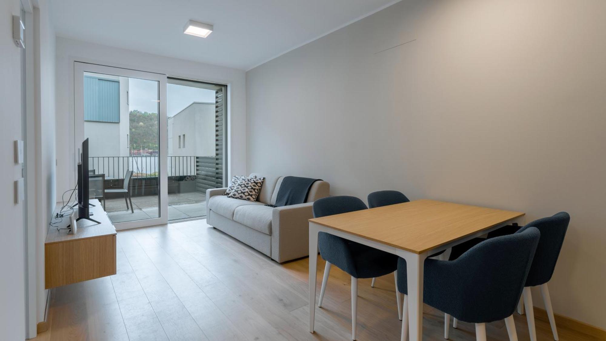 Serviced Apartments By Hotel De Charme Laveno Ngoại thất bức ảnh