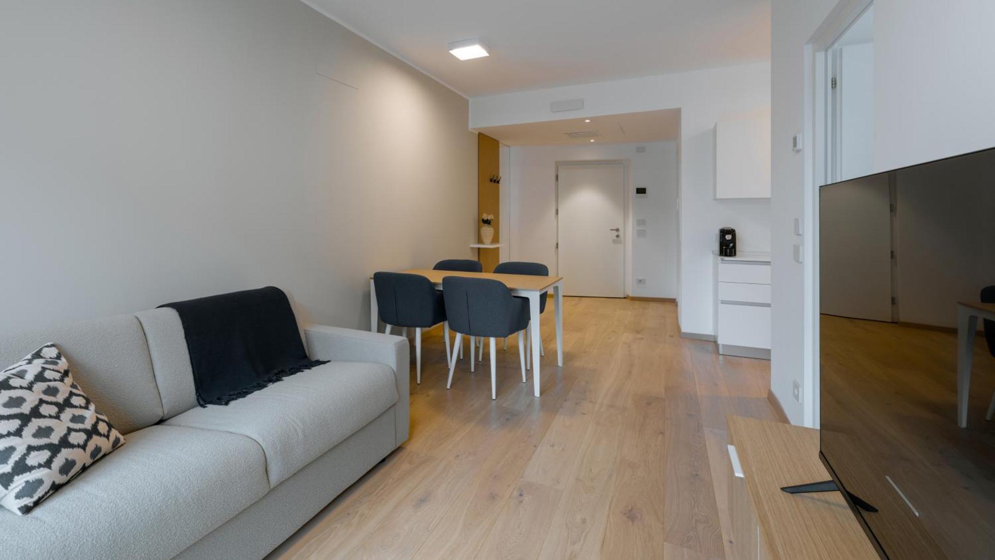 Serviced Apartments By Hotel De Charme Laveno Ngoại thất bức ảnh