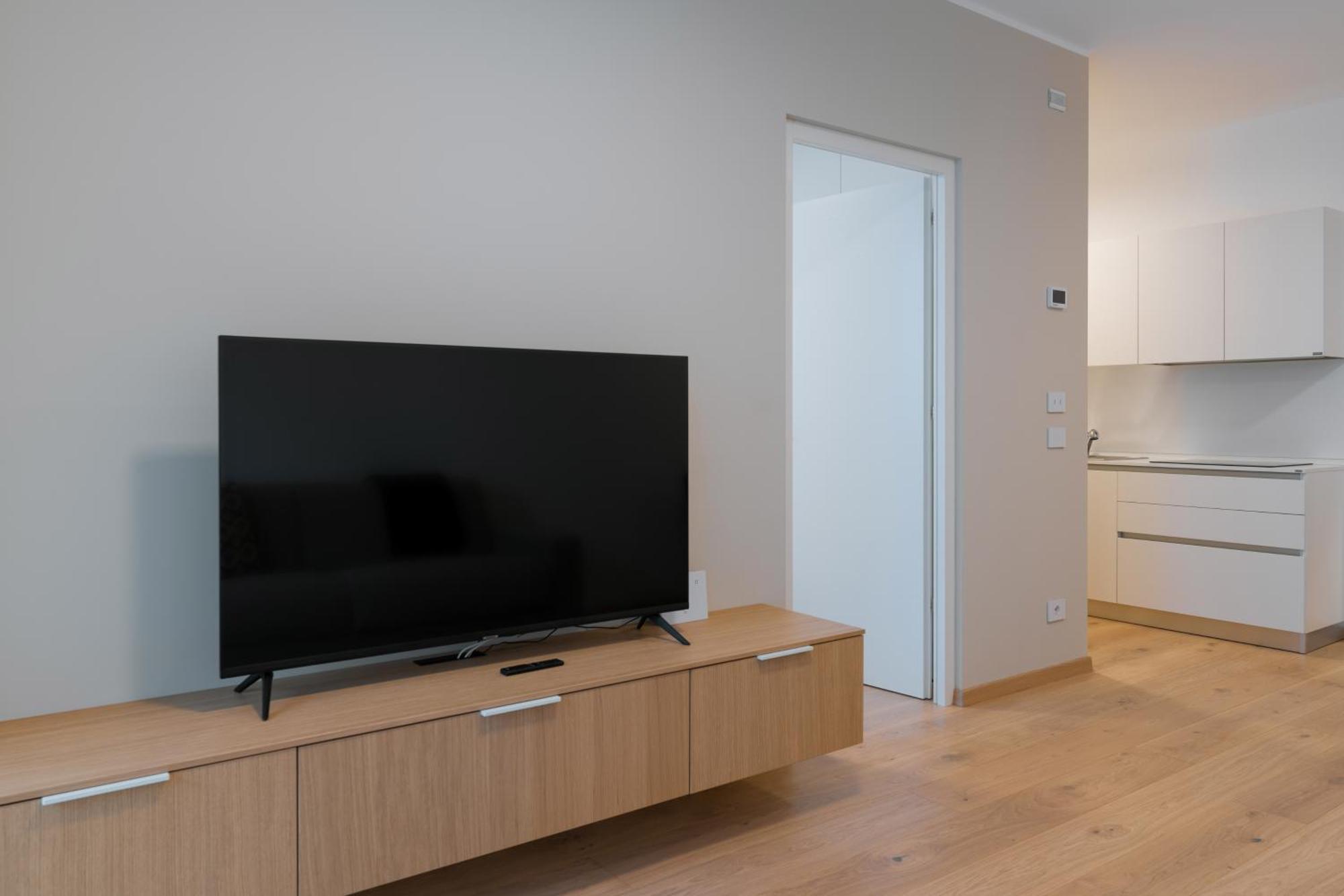 Serviced Apartments By Hotel De Charme Laveno Ngoại thất bức ảnh