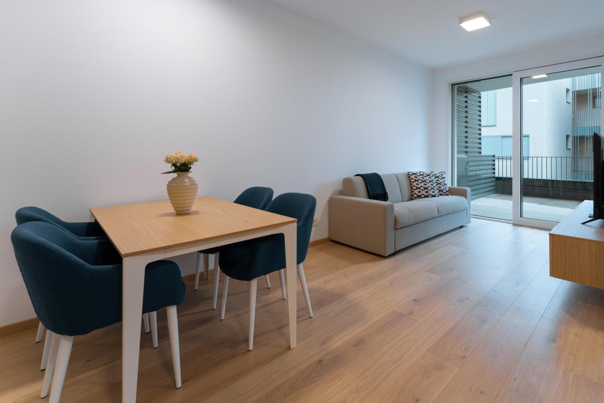 Serviced Apartments By Hotel De Charme Laveno Ngoại thất bức ảnh