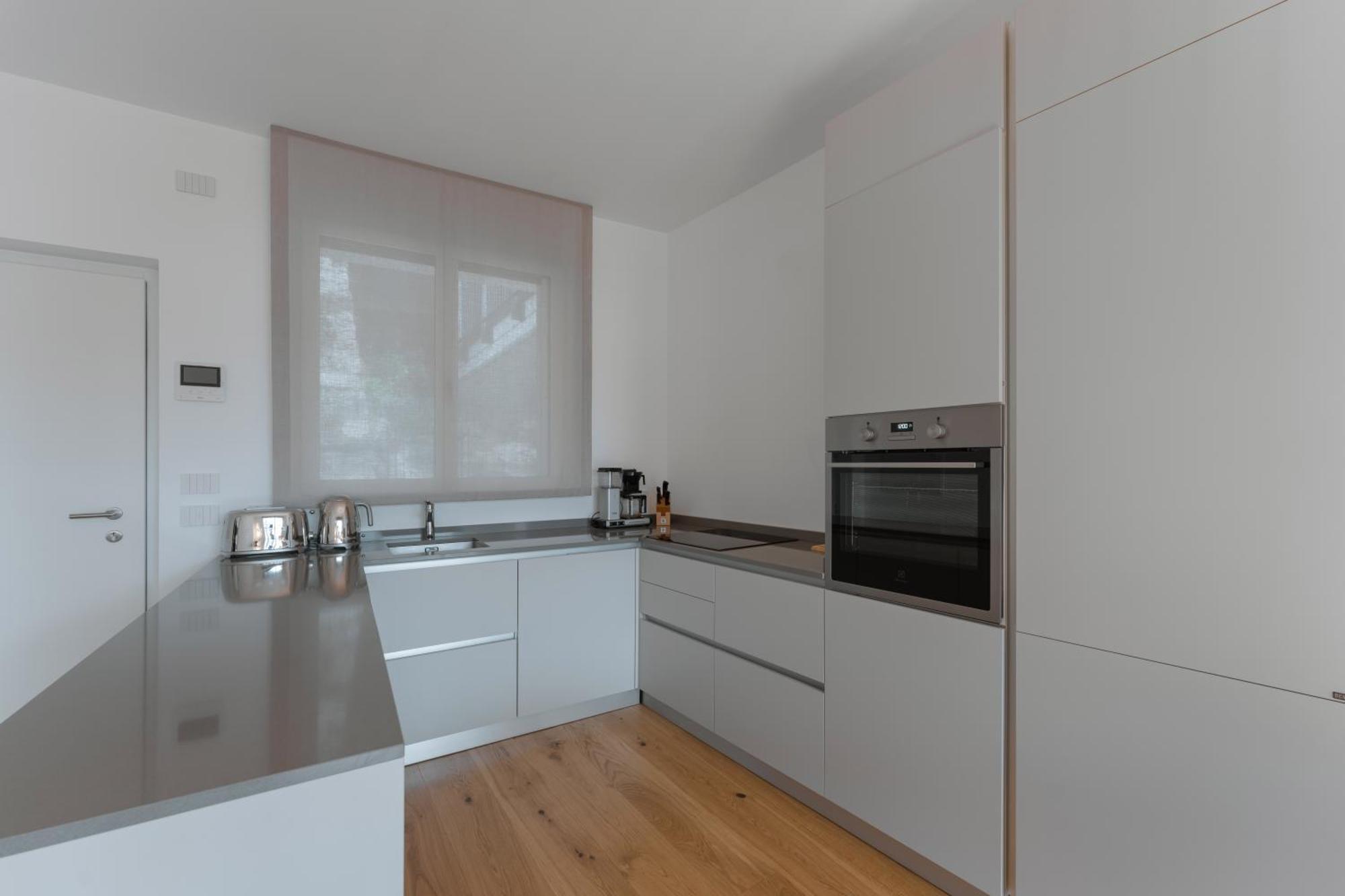 Serviced Apartments By Hotel De Charme Laveno Ngoại thất bức ảnh